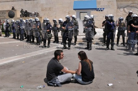 Διαδηλώσεις αθήνας Ελλάδα νεολαία αστυνομία